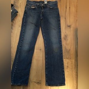 Bootcut Lucky Jeans!!